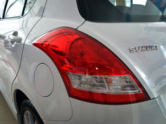 2014款 1.6L CVT 两驱豪华版