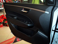 2014款 1.6L CVT 两驱豪华版
