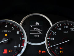 2014款 1.6L 手动 两驱豪华版