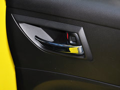 2014款 1.6L 手动 两驱豪华版
