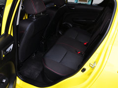 2014款 1.6L 手动 两驱豪华版