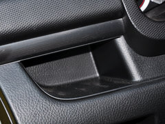2014款 1.6L 手动 两驱豪华版