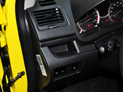 2014款 1.6L 手动 两驱豪华版