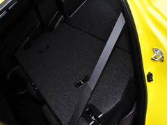 2014款 1.6L 手动 两驱豪华版