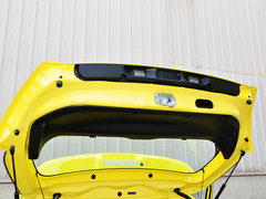 2014款 1.6L 手动 两驱豪华版