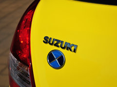 2014款 1.6L 手动 两驱豪华版