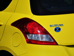 2014款 1.6L 手动 两驱豪华版