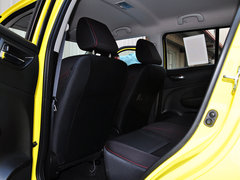 2014款 1.6L 手动 两驱豪华版