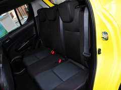 2014款 1.6L 手动 两驱豪华版