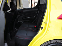 2014款 1.6L 手动 两驱豪华版
