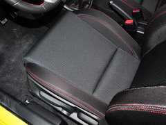 2014款 1.6L 手动 两驱豪华版