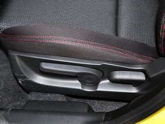 2014款 1.6L 手动 两驱豪华版