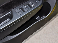2014款 1.6L 手动 两驱豪华版