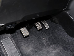 2014款 1.6L 手动 两驱豪华版