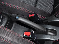 2014款 1.6L 手动 两驱豪华版