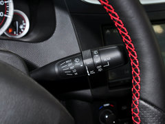 2014款 1.6L 手动 两驱豪华版