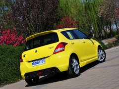 2014款 1.6L 手动 两驱豪华版