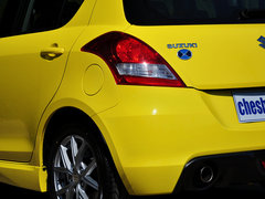 2014款 1.6L 手动 两驱豪华版