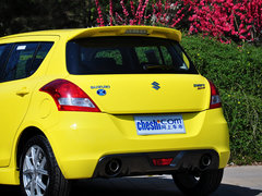 2014款 1.6L 手动 两驱豪华版