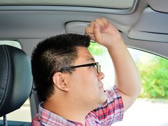 2014款 改款 2.5L CVT 两驱舒适版 5座