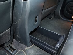 2014款 改款 2.5L CVT 两驱舒适版 5座