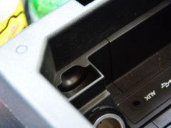 2014款 改款 2.5L CVT 两驱舒适版 5座