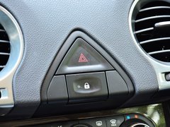 2014款 改款 2.5L CVT 两驱舒适版 5座