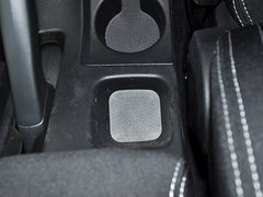 2014款 改款 2.0L CVT 两驱标准版 5座