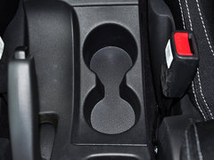 2014款 改款 2.0L CVT 两驱标准版 5座
