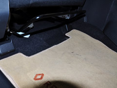2014款 改款 2.0L CVT 两驱标准版 5座