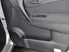 2014款 改款 2.0L CVT 两驱标准版 5座