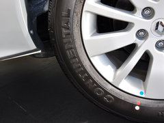 2014款 改款 2.0L CVT 两驱标准版 5座
