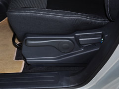 2014款 改款 2.0L CVT 两驱标准版 5座