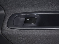 2014款 改款 2.0L CVT 两驱标准版 5座