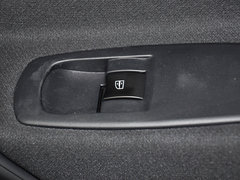 2014款 改款 2.0L CVT 两驱标准版 5座