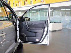 2014款 改款 2.0L CVT 两驱标准版 5座