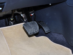 2014款 改款 2.0L CVT 两驱标准版 5座
