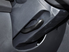 2014款 改款 2.0L CVT 两驱标准版 5座