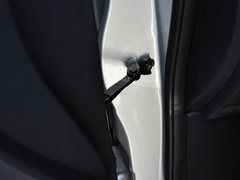 2014款 改款 2.0L CVT 两驱标准版 5座