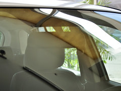 2014款 改款 2.0L CVT 两驱标准版 5座