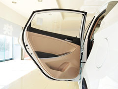 2014款 三厢 1.4L 自动 领先型GLX