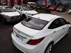 2014款 三厢 1.4L 手动 顶级型TOP