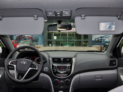 2014款 三厢 1.4L 手动 顶级型TOP
