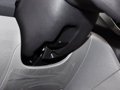 2014款 三厢 1.4L 手动 顶级型TOP