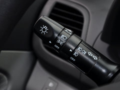 2014款 三厢 1.4L 手动 顶级型TOP