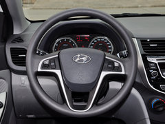 2014款 三厢 1.4L 手动 顶级型TOP