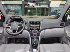 2014款 三厢 1.4L 手动 顶级型TOP