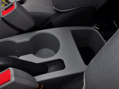 2014款 三厢 1.4L 手动 顶级型TOP