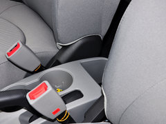 2014款 三厢 1.4L 手动 顶级型TOP