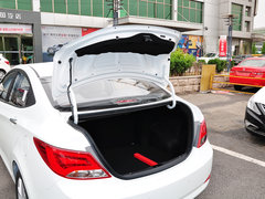 2014款 三厢 1.4L 手动 顶级型TOP